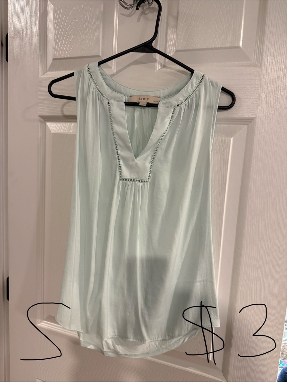 LOFT Mint Sleeveless Split-Neck Blouse